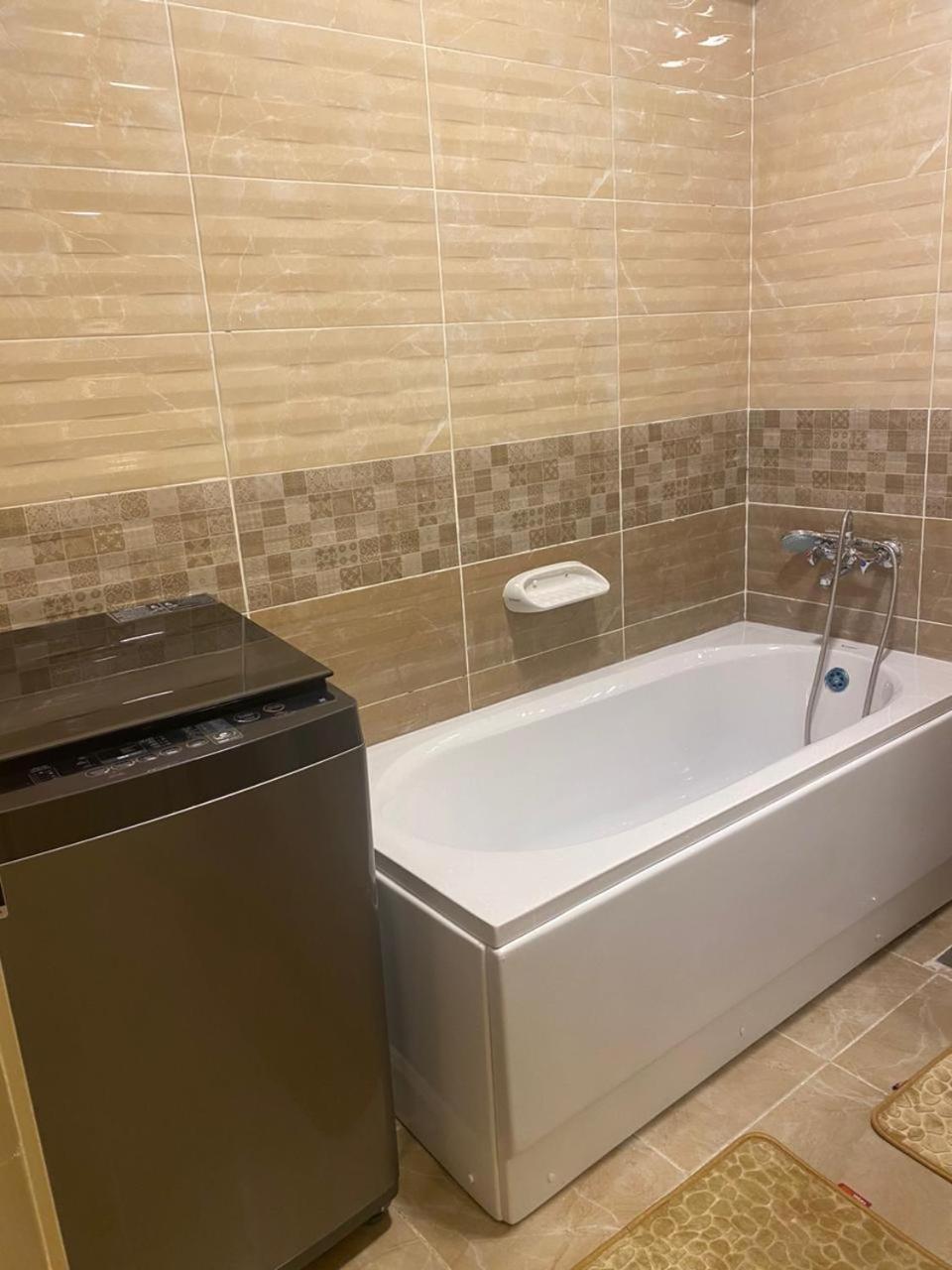 Apartment Elrehab M *