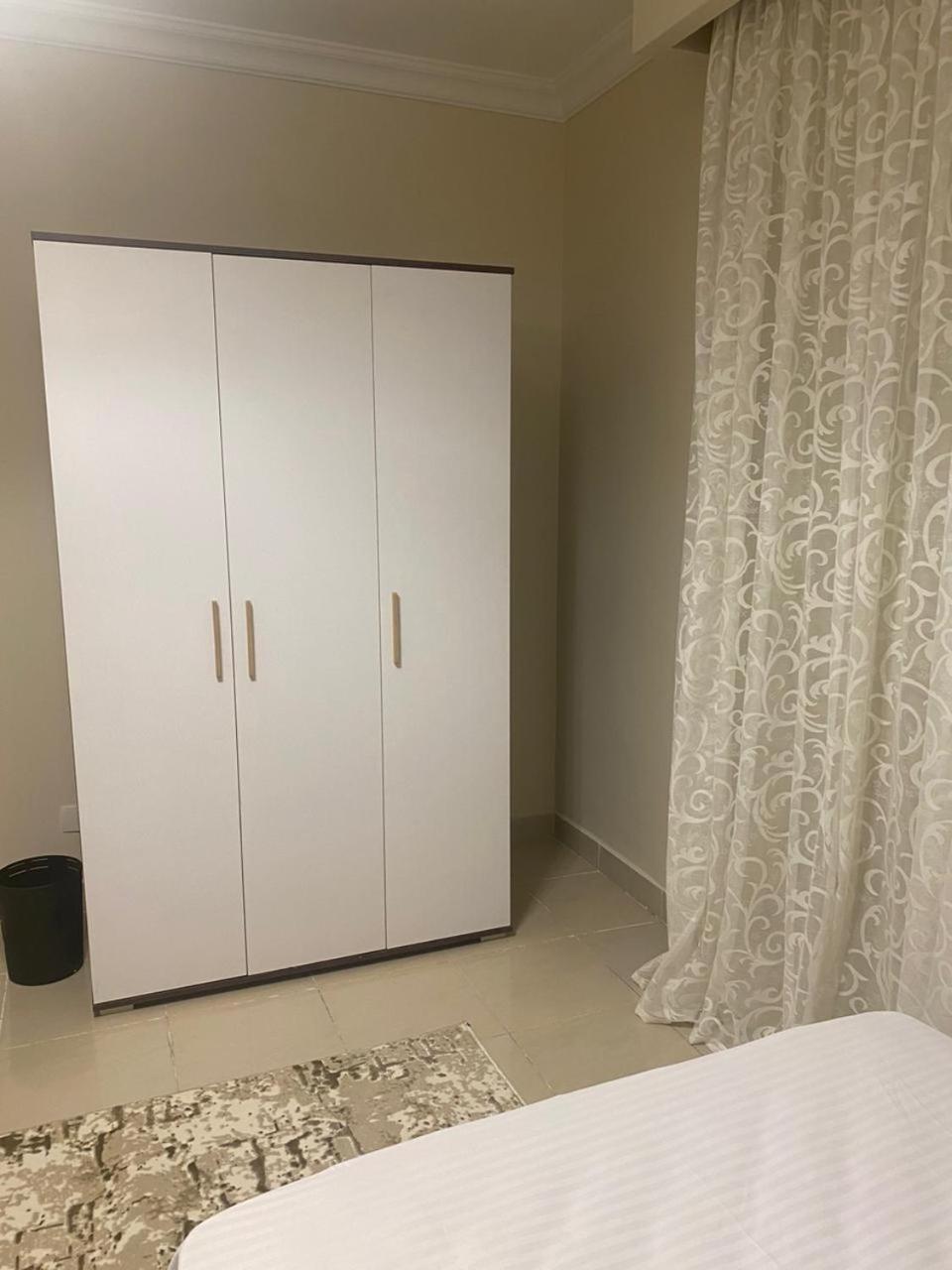 Apartment Elrehab M *