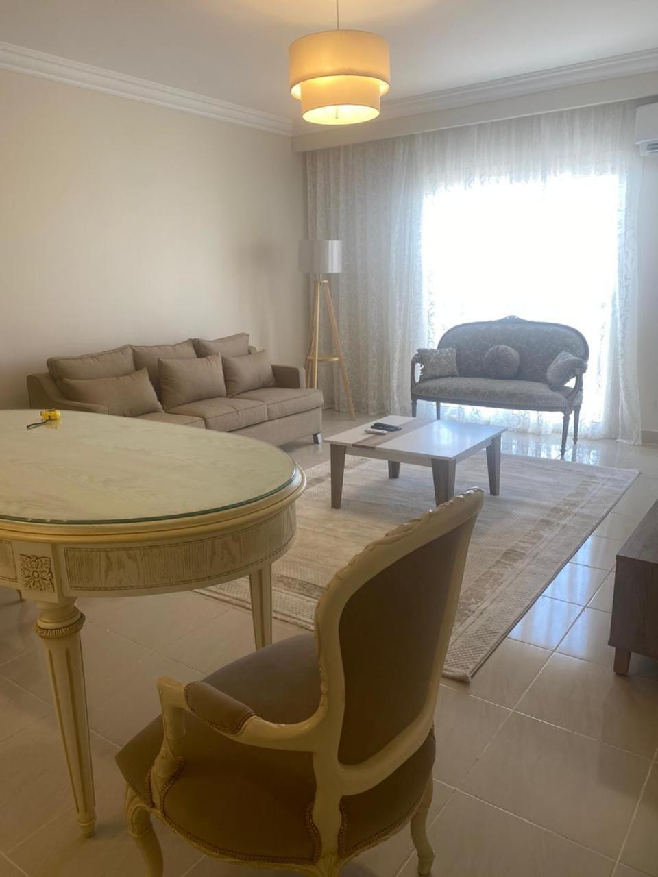 Apartment Elrehab M